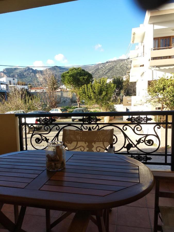 Ton Mari Apartments Палеохора Экстерьер фото