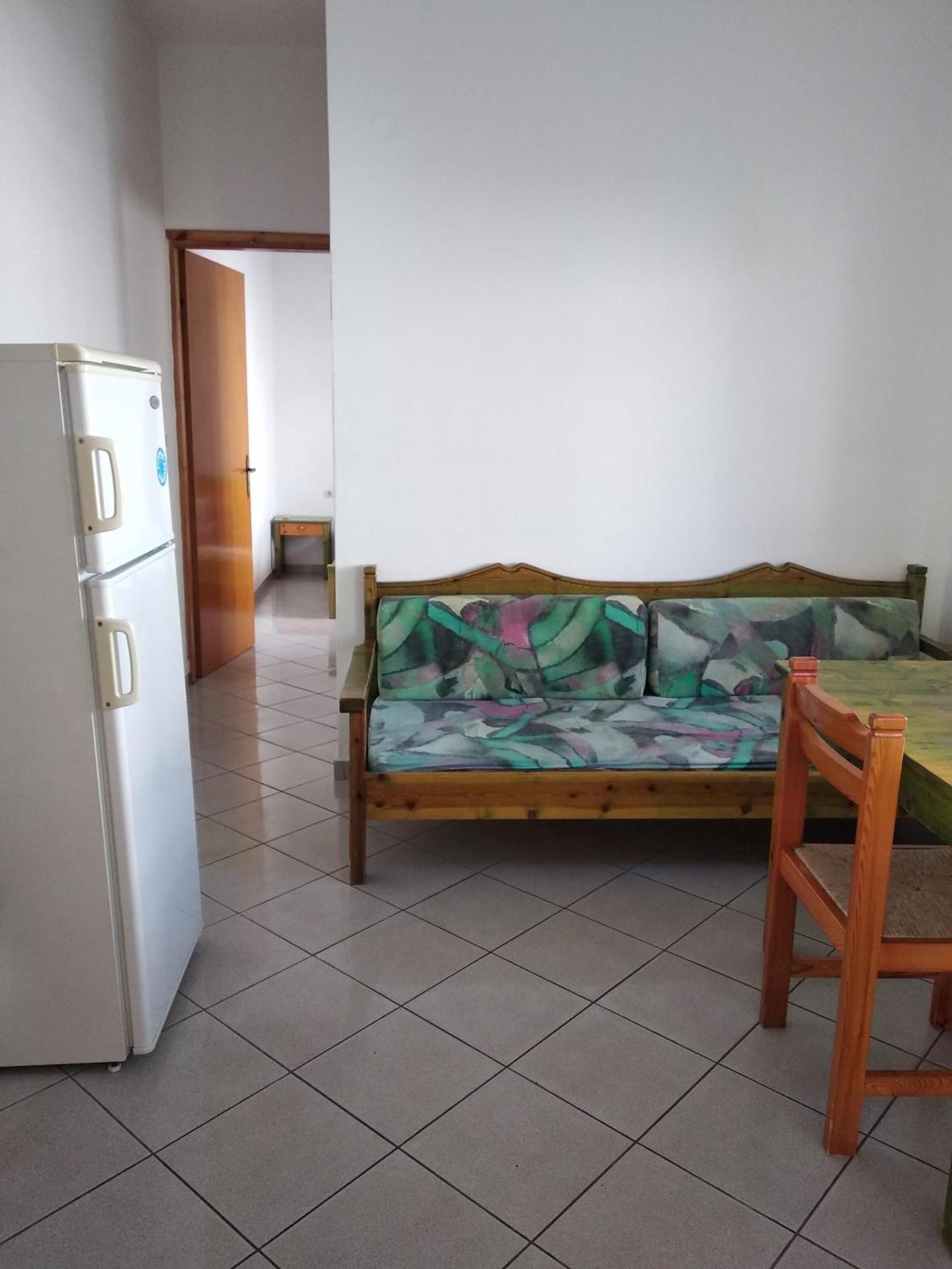 Ton Mari Apartments Палеохора Экстерьер фото